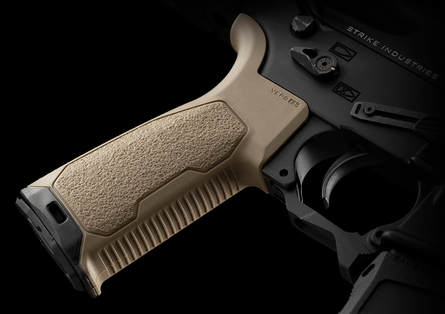 SI AR-OMPG-15-FDE     A515 PSTL GRIP 15DEG FDE