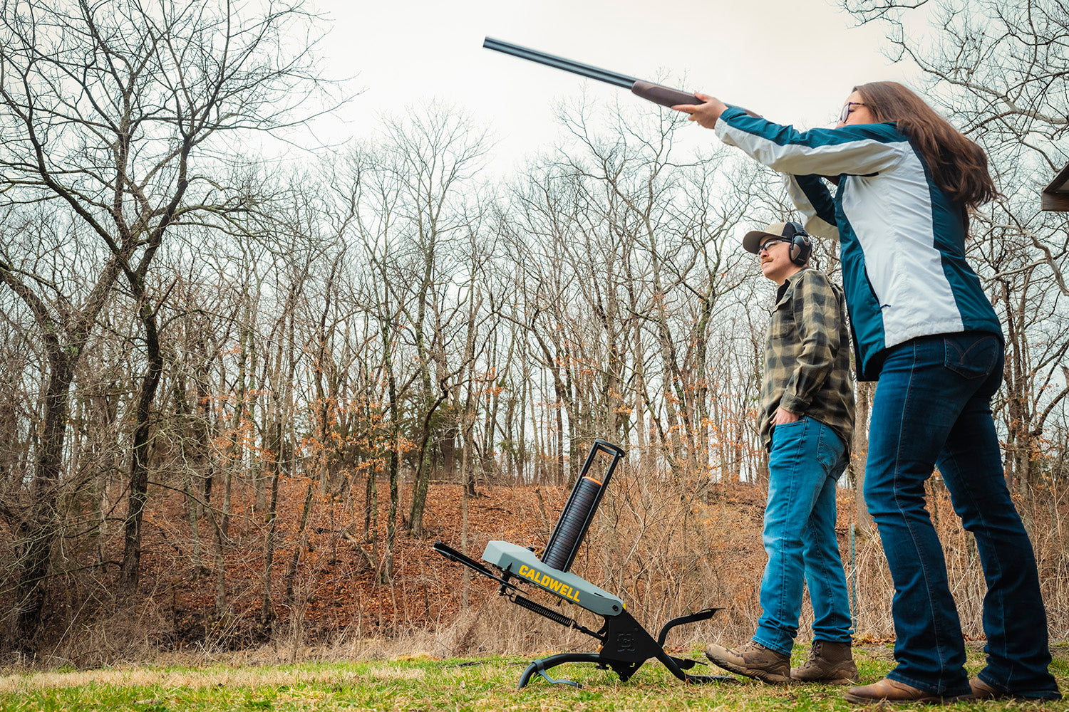 CALD 1122187   CLAYMORE CLAY TARGET THROWER