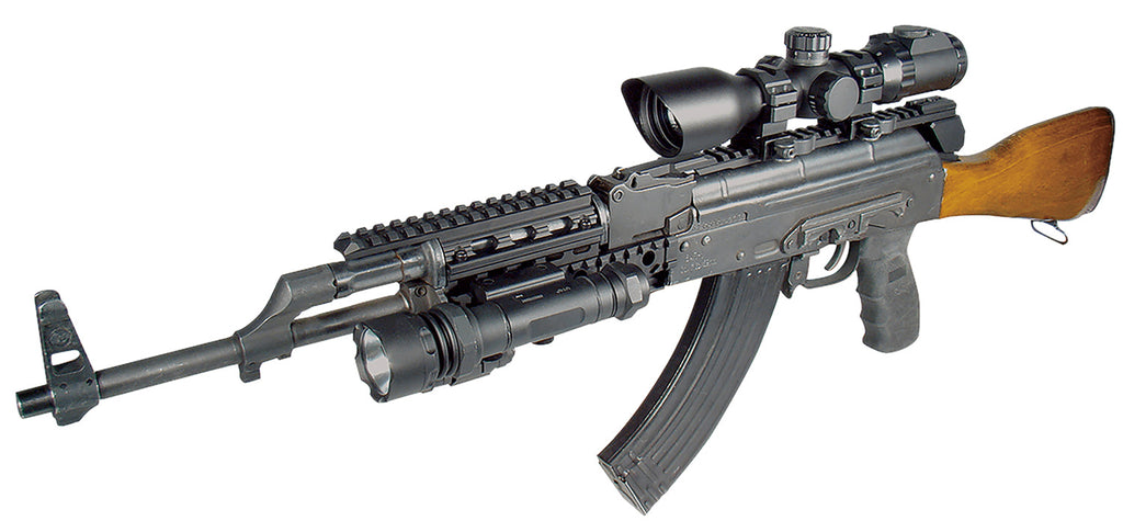 UTG MTU009         UNIVERSAL AK QUAD RAIL HANDGRD